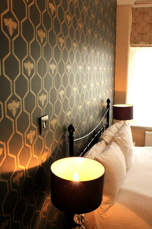 Kings Arms Hotel 2*